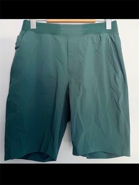 Lululemon T.H.E. Short License To Train 9” Royal Emerald Size Medium